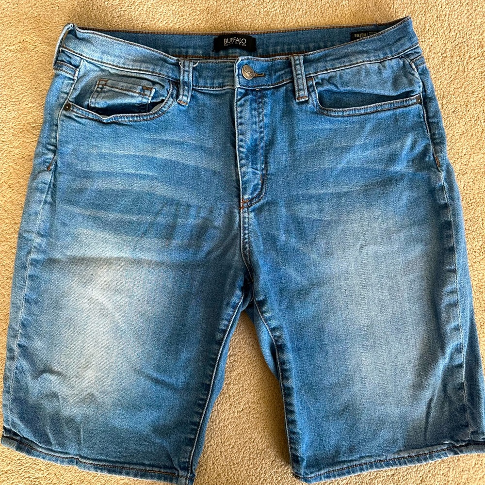 Buffalo David Bitton Denim Distressed Soft Jean Shorts Mid Rise Size 32 / 12